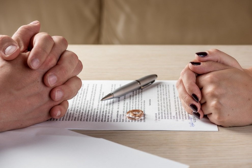 طلاق غیابی چگونه است؟