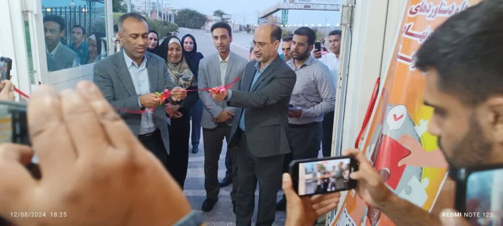 افتتاح نمایشگاه توانمندی ها و دستاوردهای سازمان های مردم نهاد هرمزگان