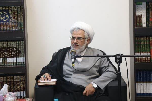 بازخوانی ابعاد فکری و جهانی  امام خمینی(ره)