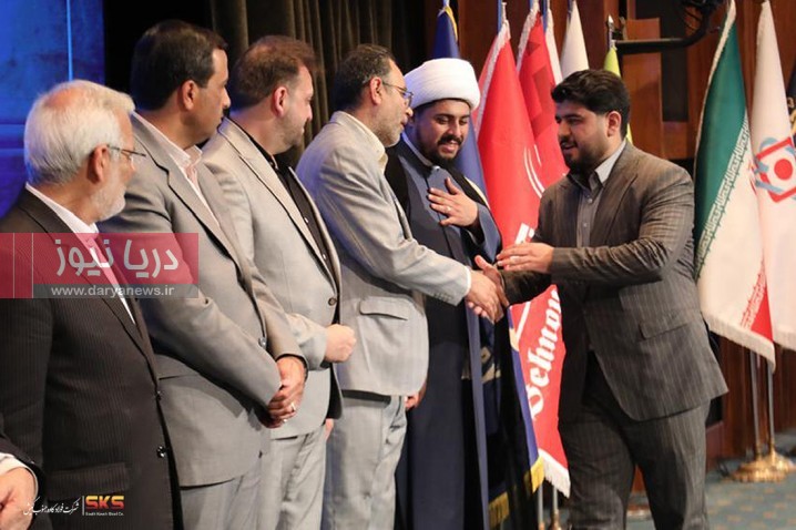اعطاي نشان تعهد محيط زيست به فولاد کاوه جنوب کيش