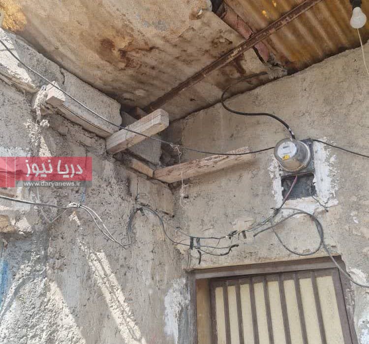 زير سقف مرگ؛ زندگي مادربزرگي که هر شب با ترس آوار ميخوابد