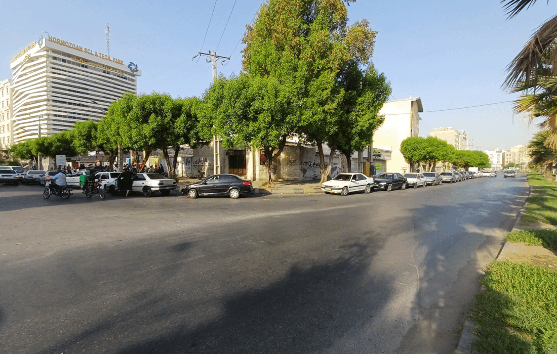 صف های نفس گیر بنزین در بندرعباس