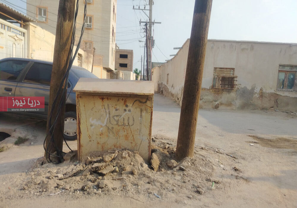 تابلو برق در انتظار حادثه