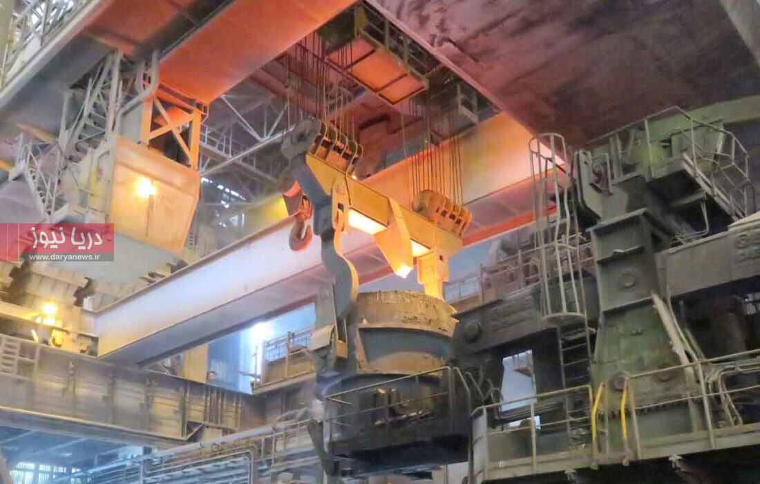 جرثقیل‌های فولاد هرمزگان با فرمان ایرانی