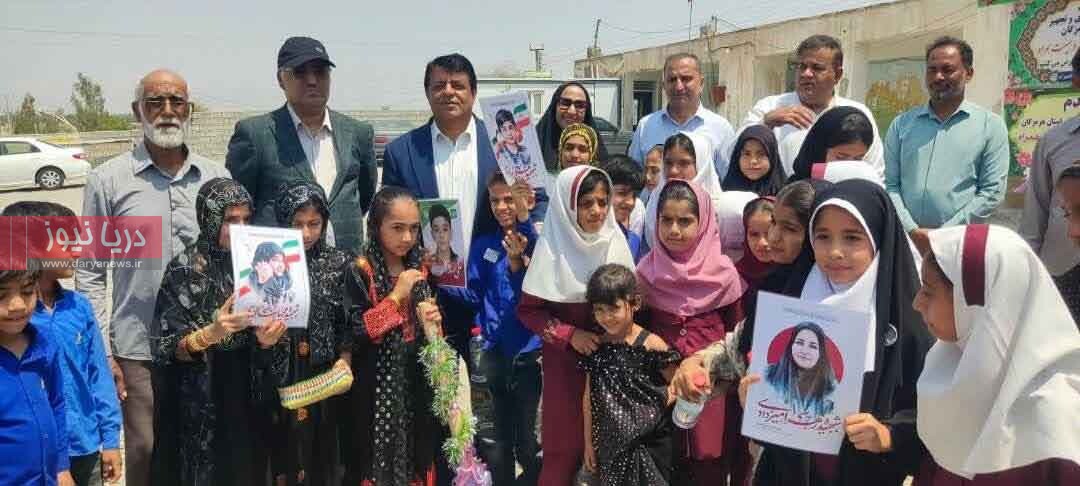 کلنگ ساخت مدرسه ۶ کلاسه عاشورا در انجیرک هشتبندی به زمین زده شد